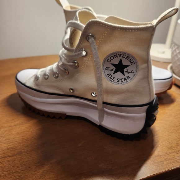 Converse Run Star Hike Platform High Top Sneakers Cream White Women’s 6.5 Chunky - Picture 5 of 7